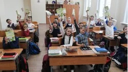 Анивские госавтоинспекторы провели лекции для школьников