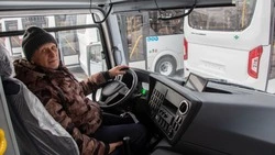 Анивский район и ещё четыре муниципальных образования получили новые автобусы