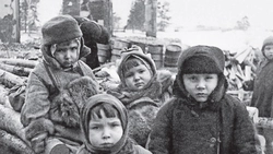 И помнит мир спасённый