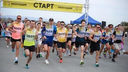 Около 1000 спортсменов вышли на старт «Кросса Нации»