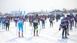 Приз в 150 тысяч рублей получили победители Троицкого лыжного марафона