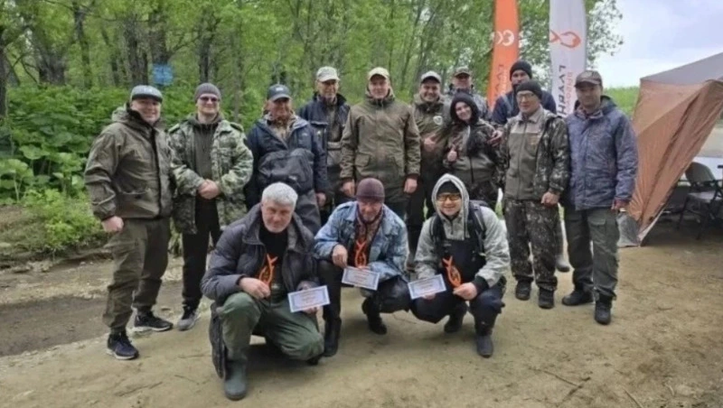 Конкурс рыболовов «Вишнёвый лосось» провели на реке Урюм в Анивском районе
