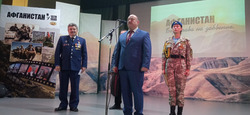 Ветеранам-«афганцам» в Аниве посвятили проникновенный концерт