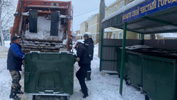 В Анивском районе продолжаются работы по ликвидации последствий снегопада