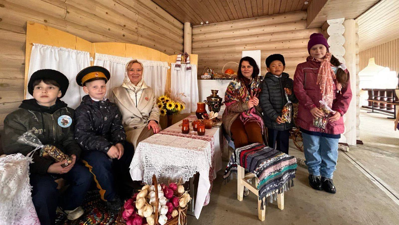 Казаки праздновали Красную горку