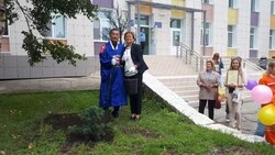 В Аниве прошла акция «Дерево дружбы»