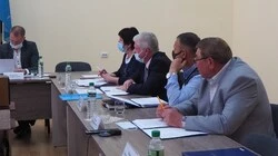 В главном финансовом документе перераспределили средства