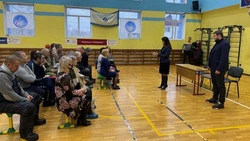 Дружному коллективу спортивной школы представили нового директора