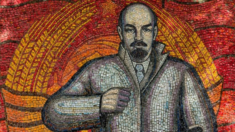 День Октябрьской революции 2024: история и традиции памятной даты 