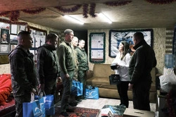 Мэр района Светлана Швец побывала на передовой