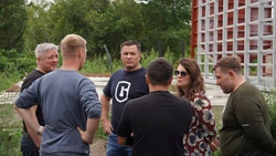 Строительство очистных сооружений и рекультивацию свалки проверили мэр района и профильный министр