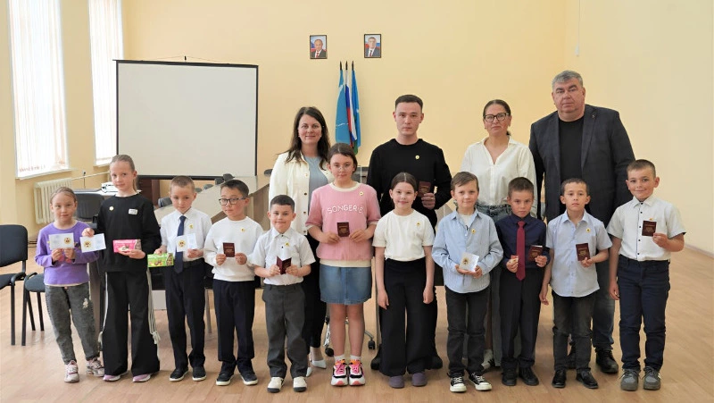 Выпускники гагаринского детсада получили заслуженные золотые значки ГТО