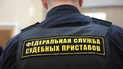 Нашему читателю пояснили, могут ли судебные приставы арестовать имущество при выплате долга частями