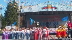 Краски, загадки, поделки и музыка города