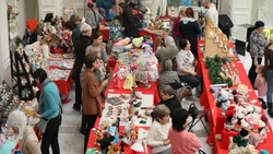 В Южно-Сахалинске провели «Рождественскую ярмарку»