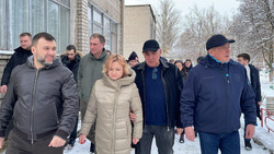 В ДНР Валерий Лимаренко встретился с сахалинским бойцами
