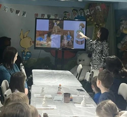 Педагоги детского сада «Радуга» села Троицкое сводили детей с родителями в Музей медведя