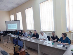 В администрации за «круглым столом» обсудили меры поддержки предпринимателей