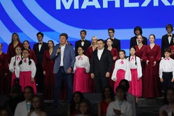 На Сахалине торжественно открыли легкоатлетический манеж