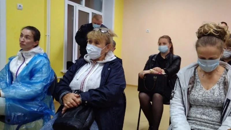 Сход в Новотроицком: что построят и отремонтируют