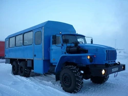 3 января выдался снежным и ветреным