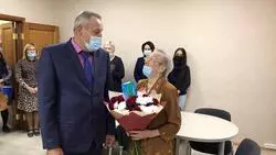 Антонину Ильиничну Петрову поздравили с днём рождения