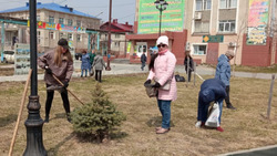 В округе прошли первые субботники