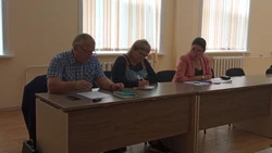 Главный врач ЦРБ ответила общественникам на вопросы о педиатрах