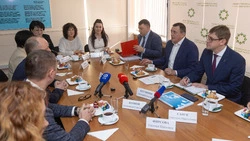 Валерий Лимаренко и общественники обсудили качество жизни на Сахалине