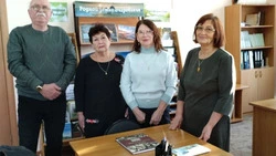 В Аниве побывала сестра знаменитого учёного Анатолия Басарукина