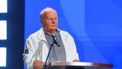 На Сахалине заместитель полпреда Президента РФ в ДФО Григорий Куранов провёл урок истории