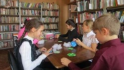 Литературные герои в рисунках и поделках