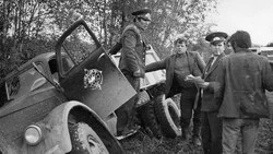 В Аниве с 70-летием поздравили председателя Совета ветеранов