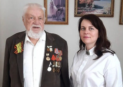 Мэр поздравила с 23 февраля 88-летнего жителя блокадного Ленинграда