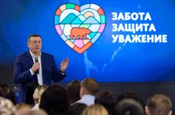 Губернатор провёл встречу с жителями по личным вопросам