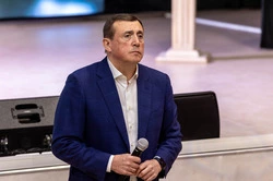 Встреча с губернатором в Аниве длилась два часа