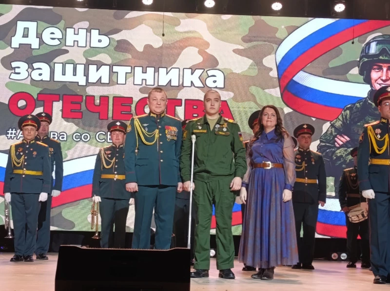 В Аниве поздравили защитников Отечества