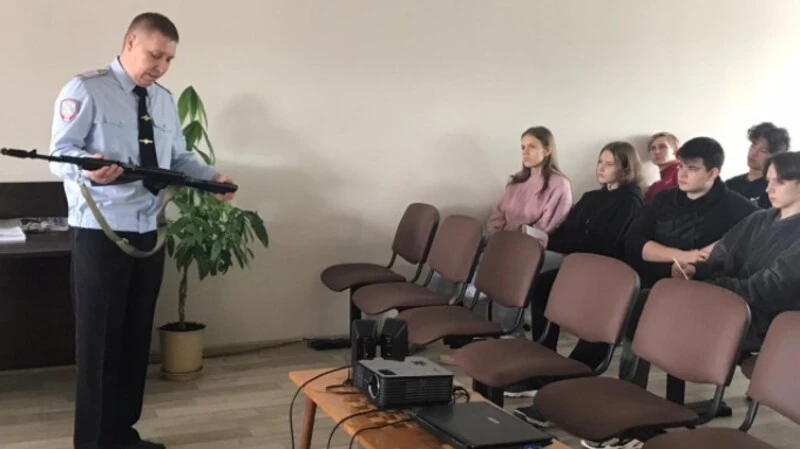 Урок мужества от ОМВД