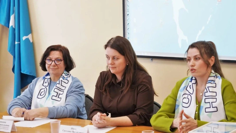  «Серебряные» добровольцы области встретились в Аниве