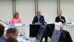 Участники общественных обсуждений одобрили проект бюджета Сахалинской области на ближайшие три года