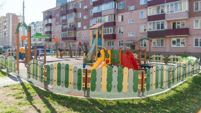 ОНФ объяснил, кто должен обслуживать детскую площадку