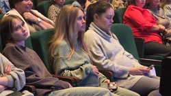 В Сахалинской области для семей с детьми установлено порядка 50 мер социальной поддержки