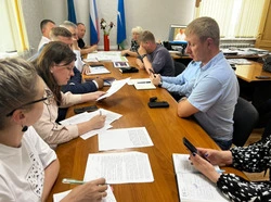 На «прямой линии» губернатор ответил на множество вопросов, которых было более тысячи