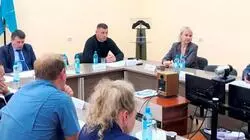 Депутаты облдумы обсудили проблему на речных берегах