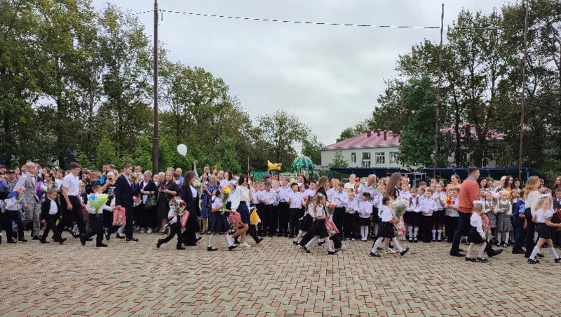 Во вторую школу пришли учиться 67 первоклассников