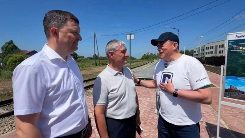 По поручению губернатора в Южно-Сахалинске открыли новый остановочный пункт «Аэропорт»