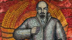 День Октябрьской революции 2024: история и традиции памятной даты 