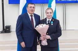 Лучших участковых Сахалинской области отметили памятными знаками губернатора