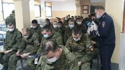 Профилактическая беседа с военнослужащими от ОГИБДД