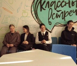 Мэр научила старшеклассников, как покорить кадровика